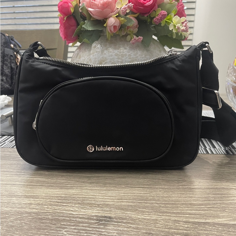 lululemon athletica Black Crossbody Bag with Silver Accents